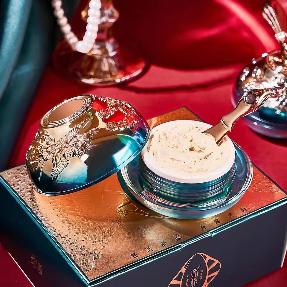 Luxury Noble Lady Cream Fairy  - Skincare Luxury Whitening ulasan dan harga